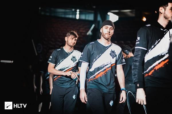 还是场上阅 还是场上阅