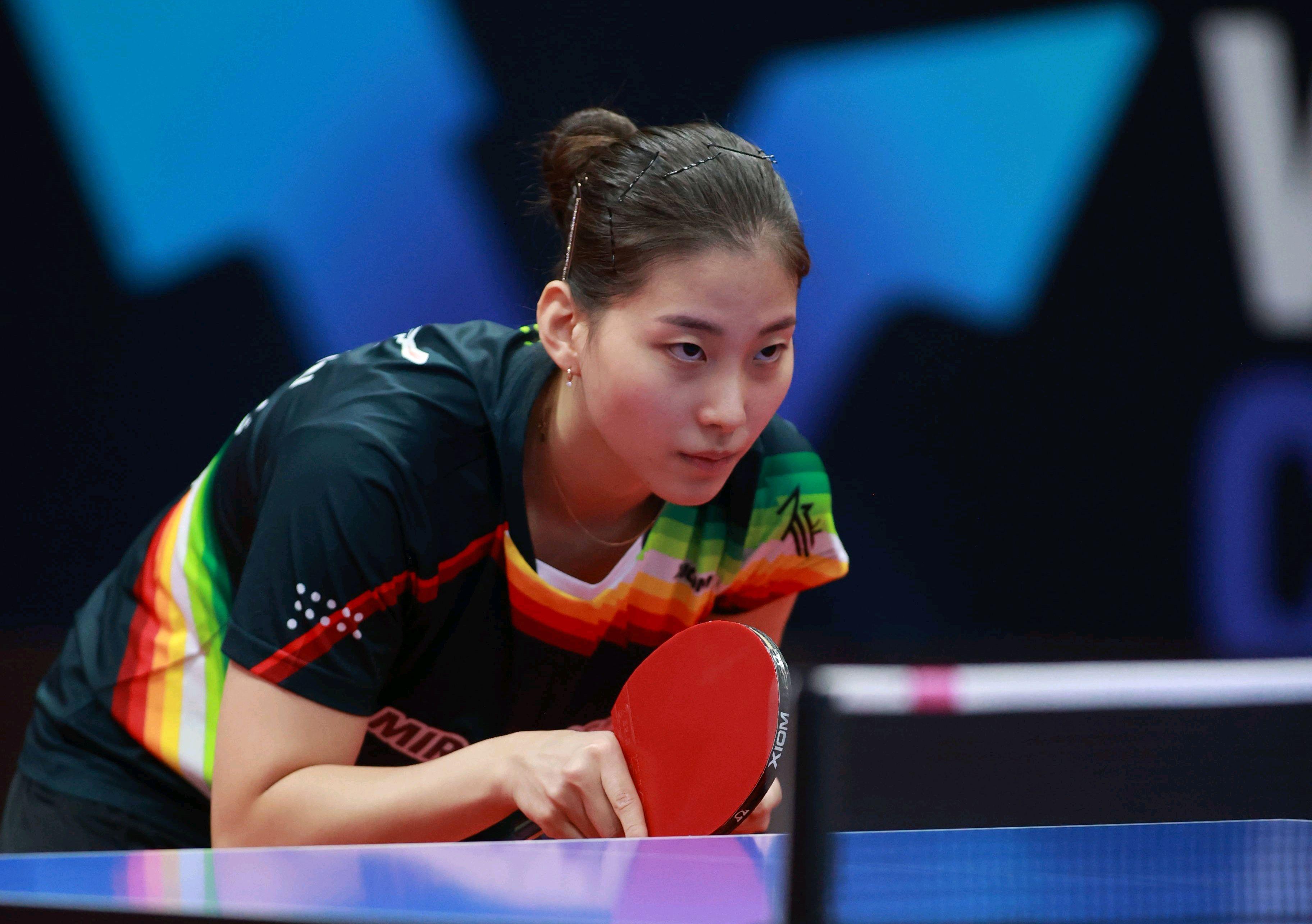 俱乐部的 俱乐部的