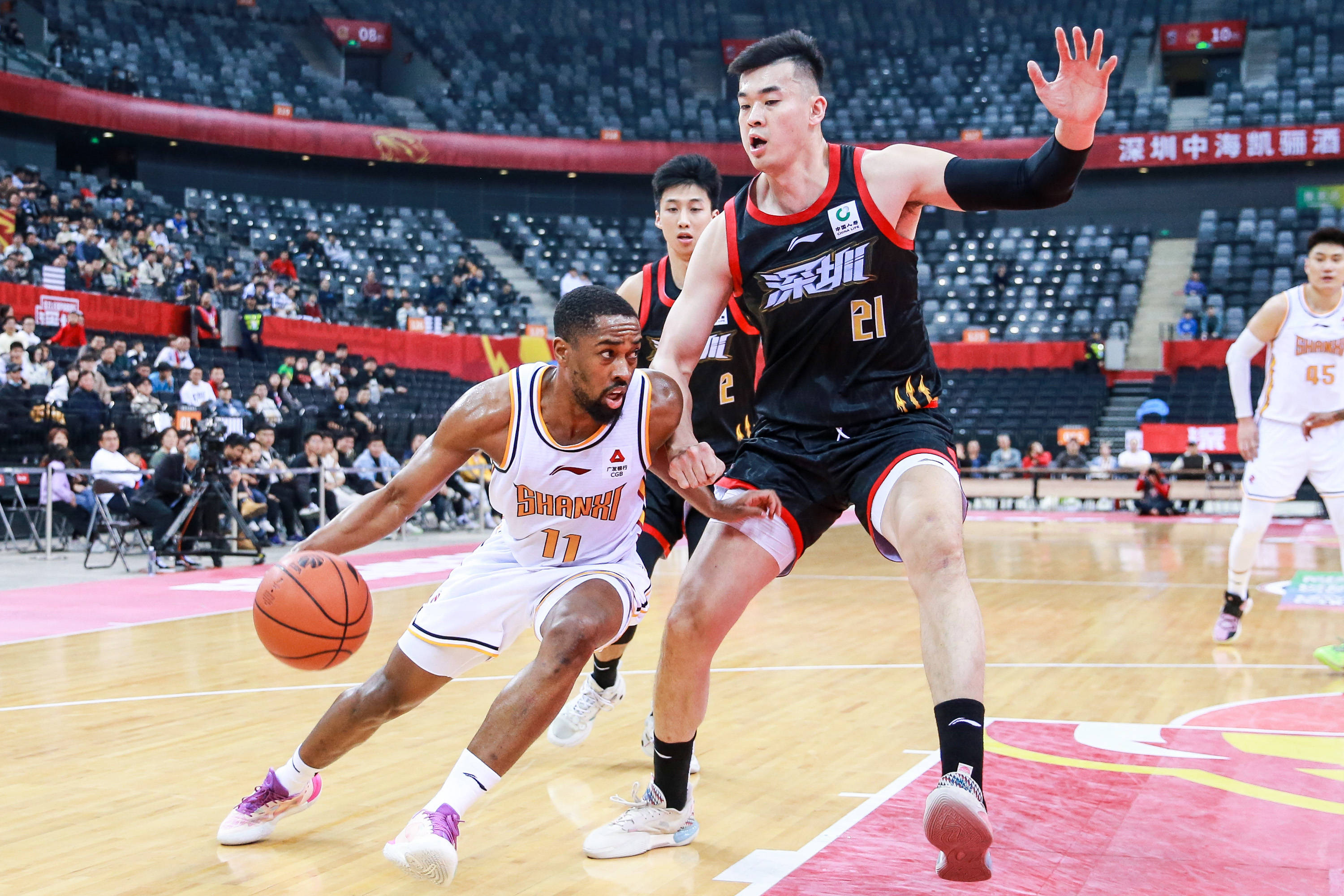 的情节也正 的情节也正