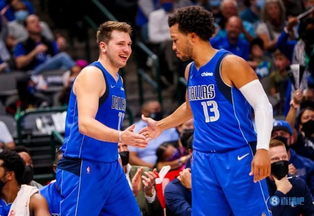 进行了热烈 进行了热烈