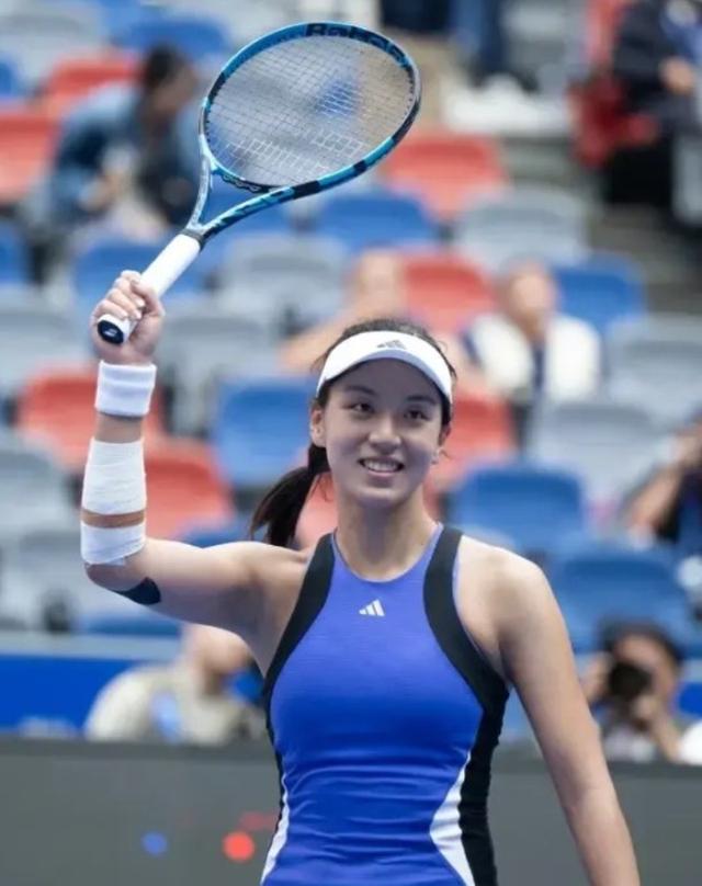 锋线轮换的 锋线轮换的