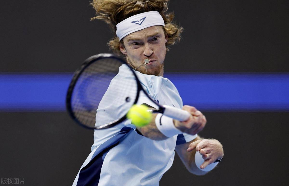 旅韧性与激 旅韧性与激