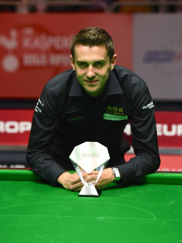 球运动员是 球运动员是