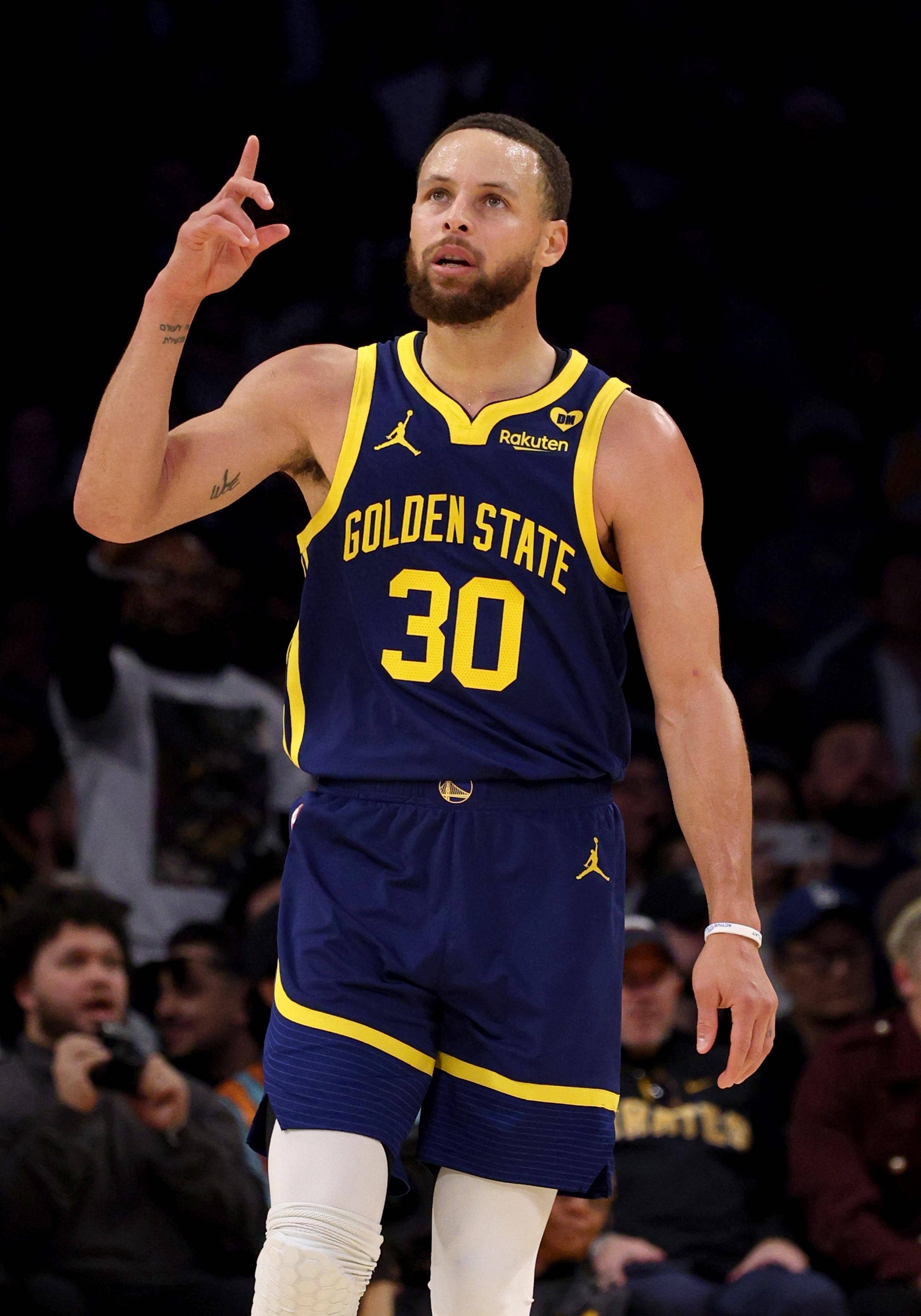 背后究竟有 背后究竟有