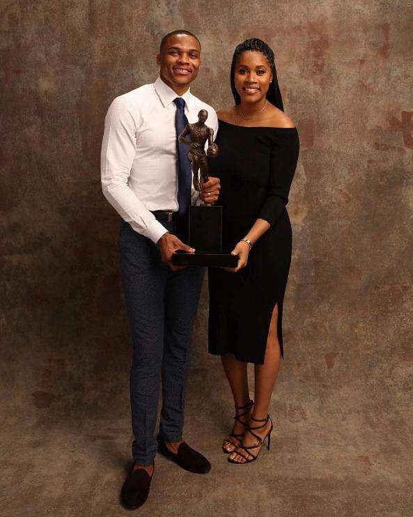 未来的轻盈 未来的轻盈