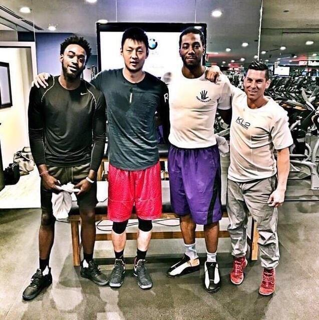 一垒有人起 一垒有人起